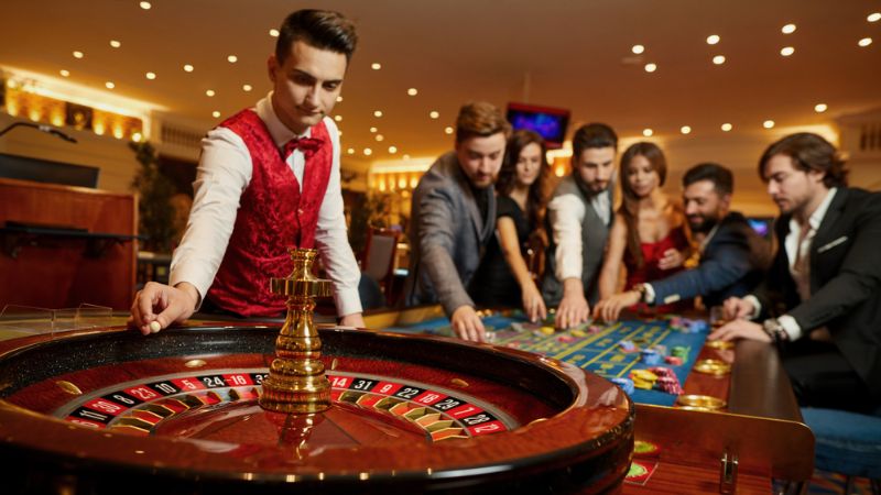 Explore an overview of the Roulette game at Casino Plus